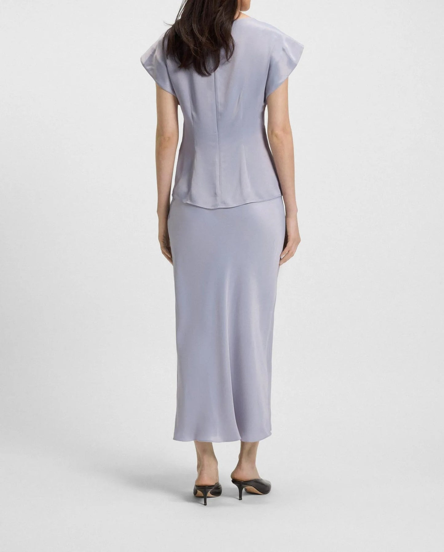 Graues zweiteiliges Kleid-Set mit Flügelärmeln und geradem Rock